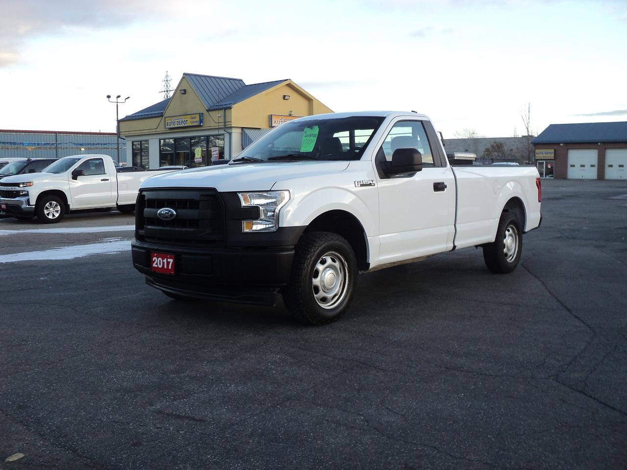 2017 Ford F-150 XL RegCab 2WD 3.5L6cyl 8ftBox - Photo #2