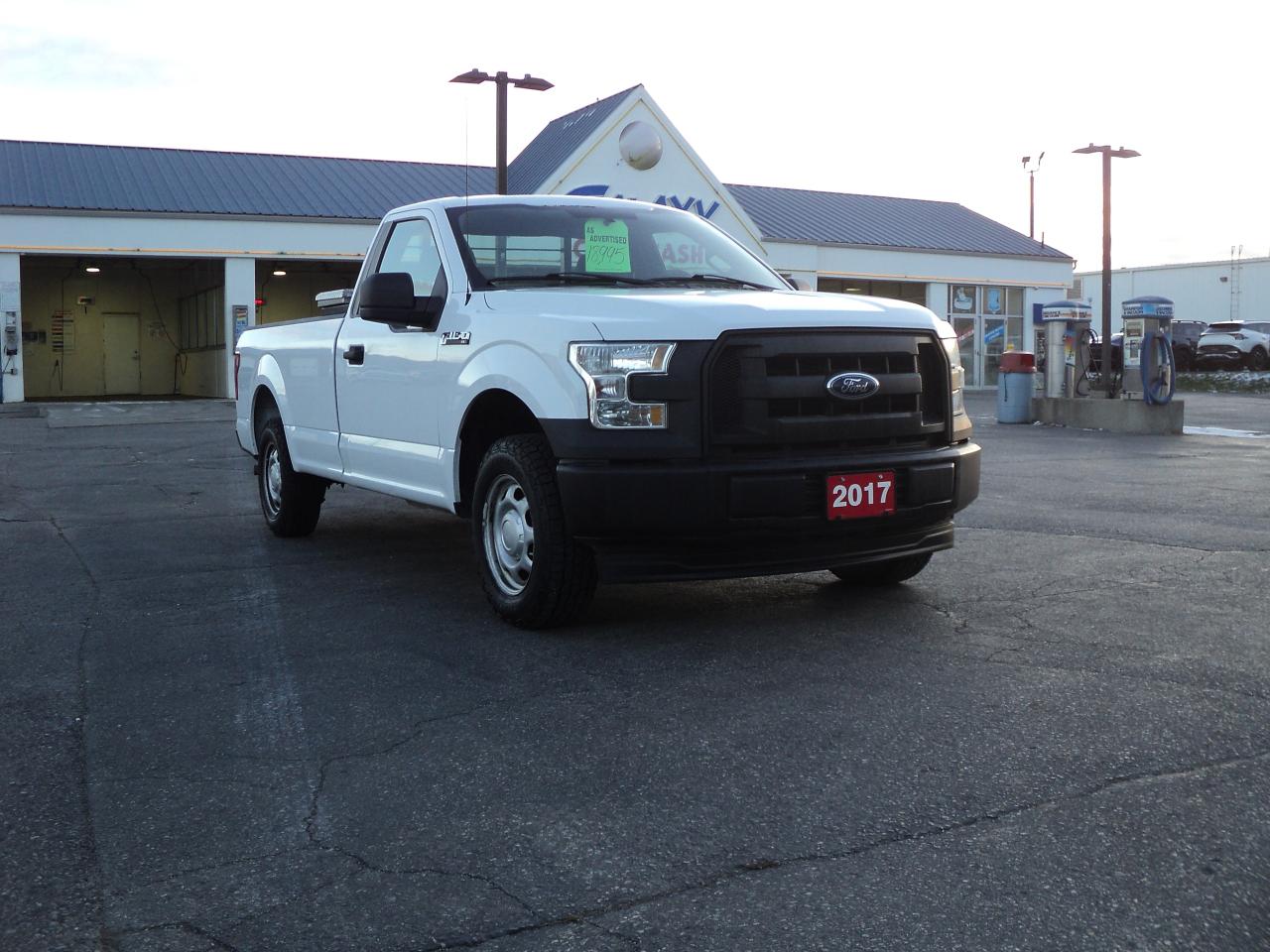 2017 Ford F-150 XL RegCab 2WD 3.5L6cyl 8ftBox - Photo #4