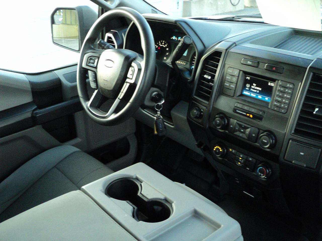 2017 Ford F-150 XL RegCab 2WD 3.5L6cyl 8ftBox - Photo #15