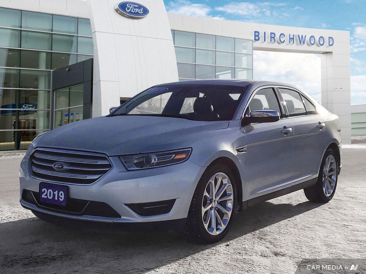 Used 2019 Ford Taurus Limited AWD | Leather | Moonroof | Low Kilometers for sale in Winnipeg, MB