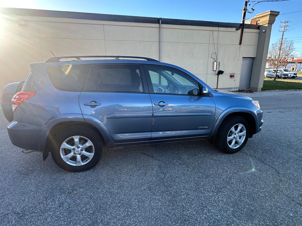 2012 Toyota RAV4 LIMITED  Photo4