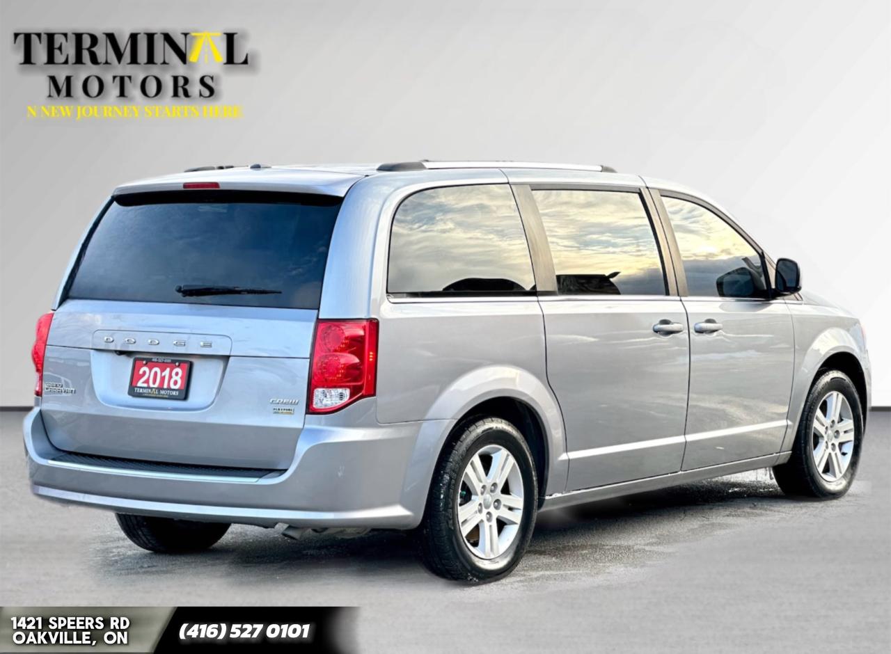2018 Dodge Caravan Crew Plus 2WD Photo4