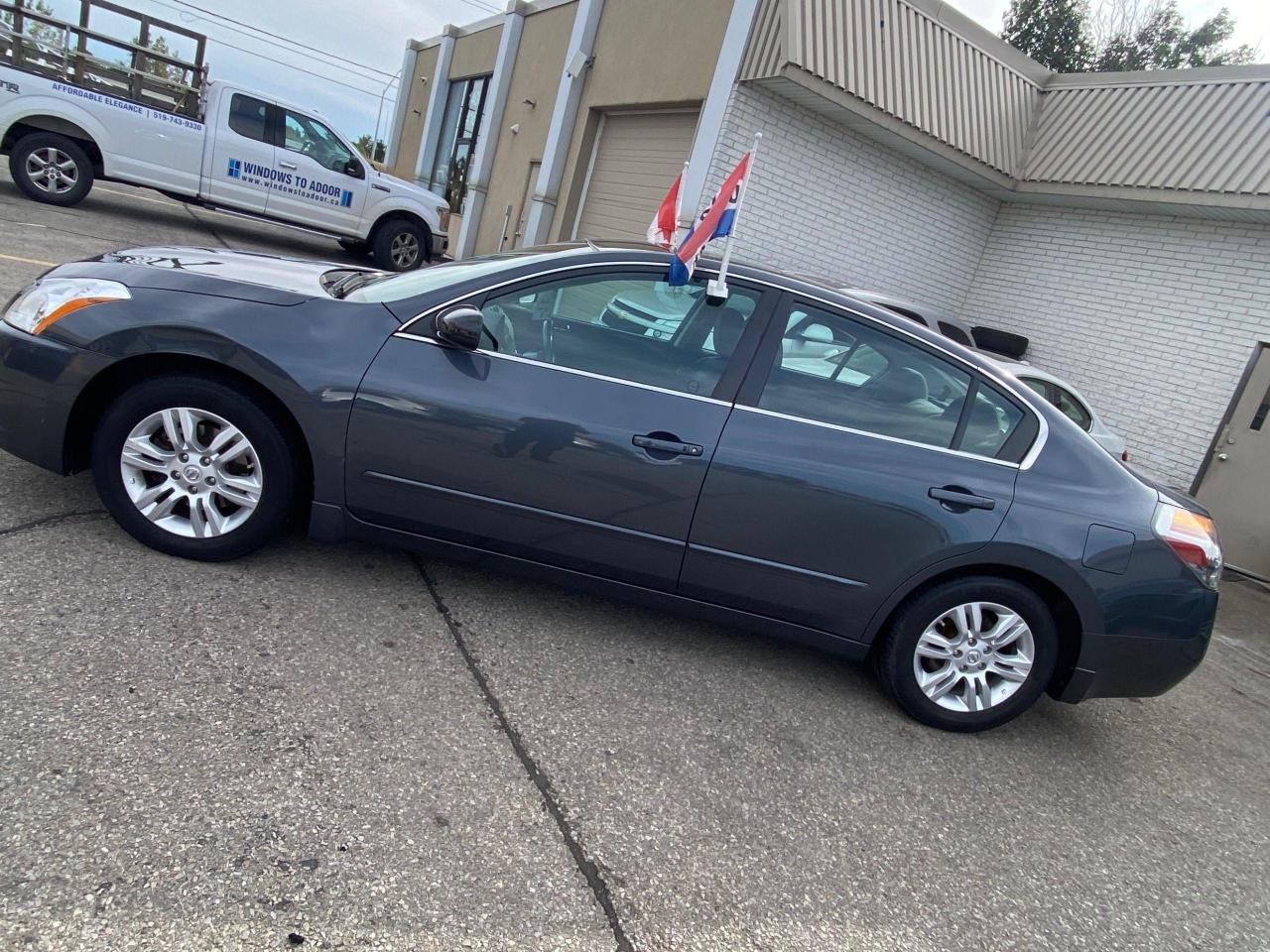 2012 Nissan Altima  - Photo #2