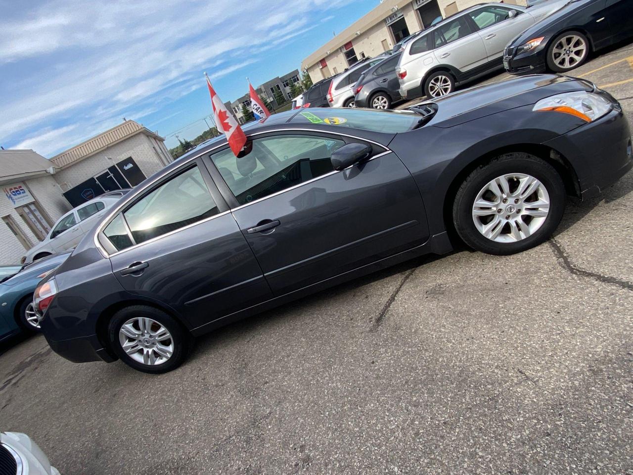 2012 Nissan Altima  - Photo #4