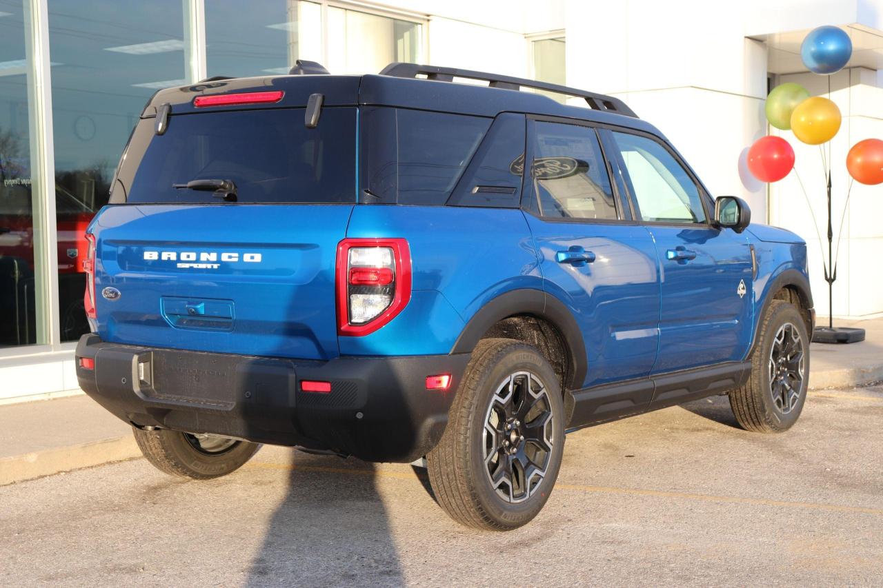 2025 Ford Bronco Sport OUTER BANKS 4X4 Photo1