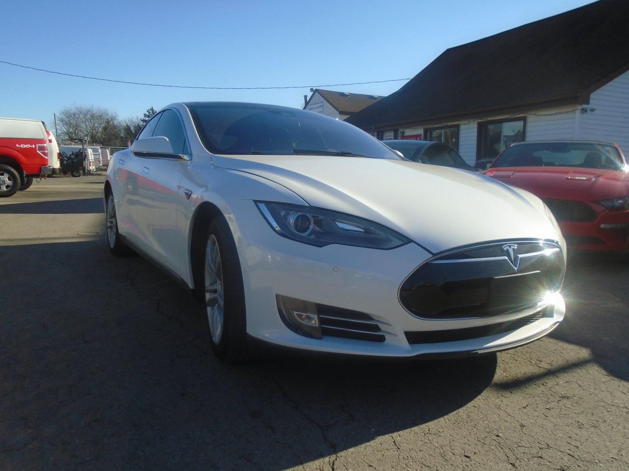 Used 2014 Tesla Model S Model S 60 RWD for sale in Fenwick, ON