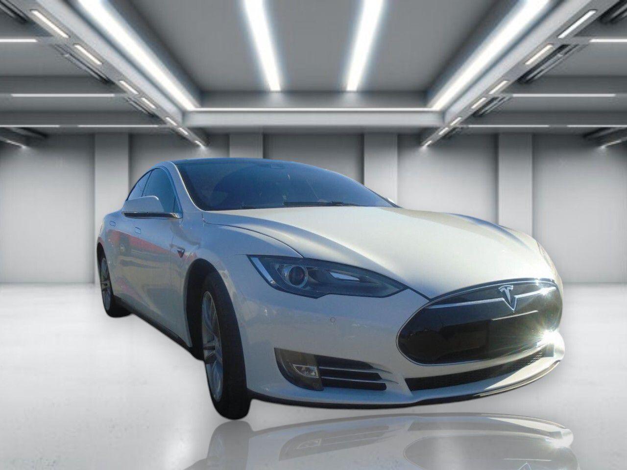 2014 Tesla Model S Model S 60 325KM FULL CHARGE RWD - Photo #1