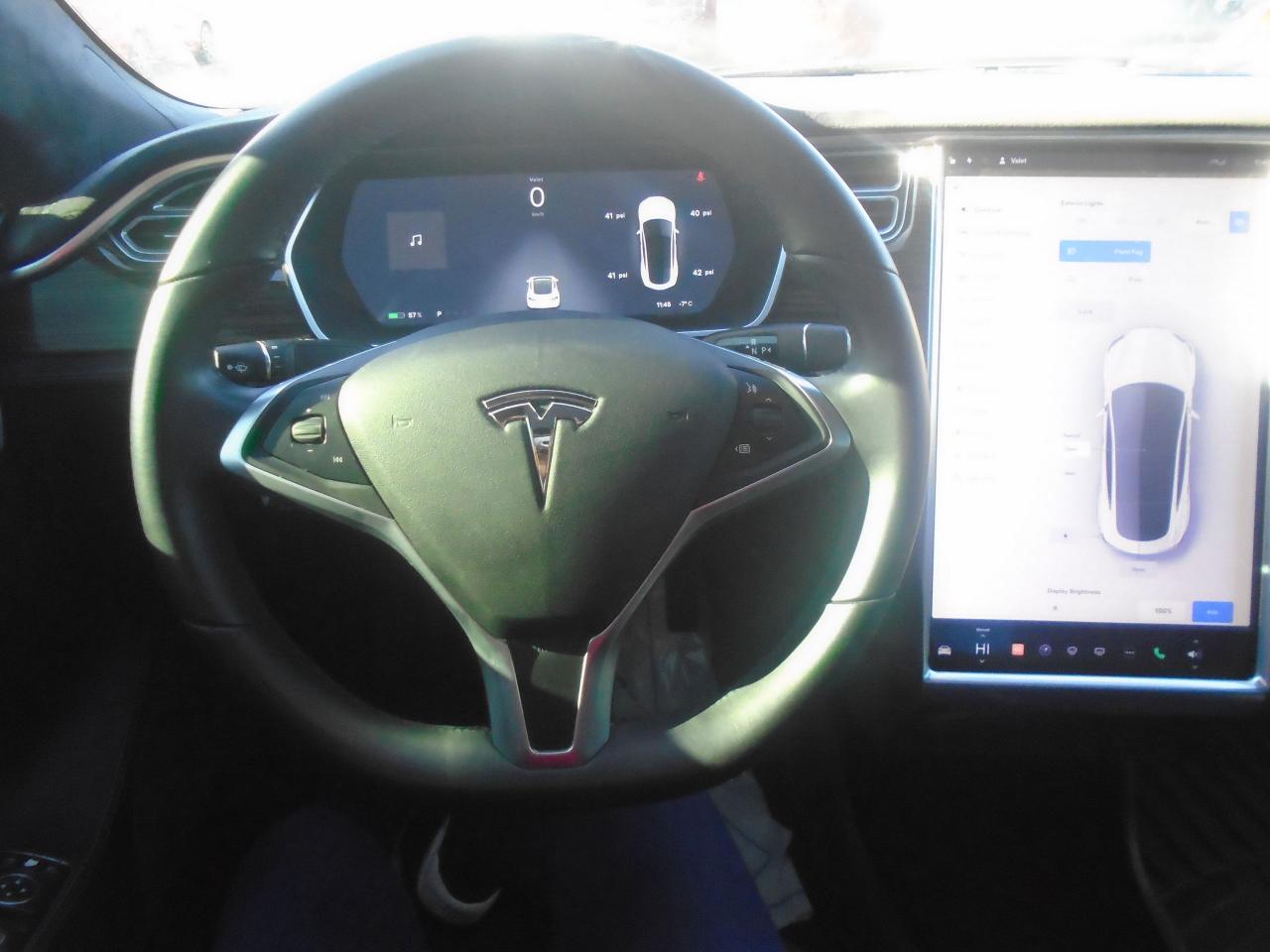 2014 Tesla Model S Model S 60 325KM FULL CHARGE RWD - Photo #12