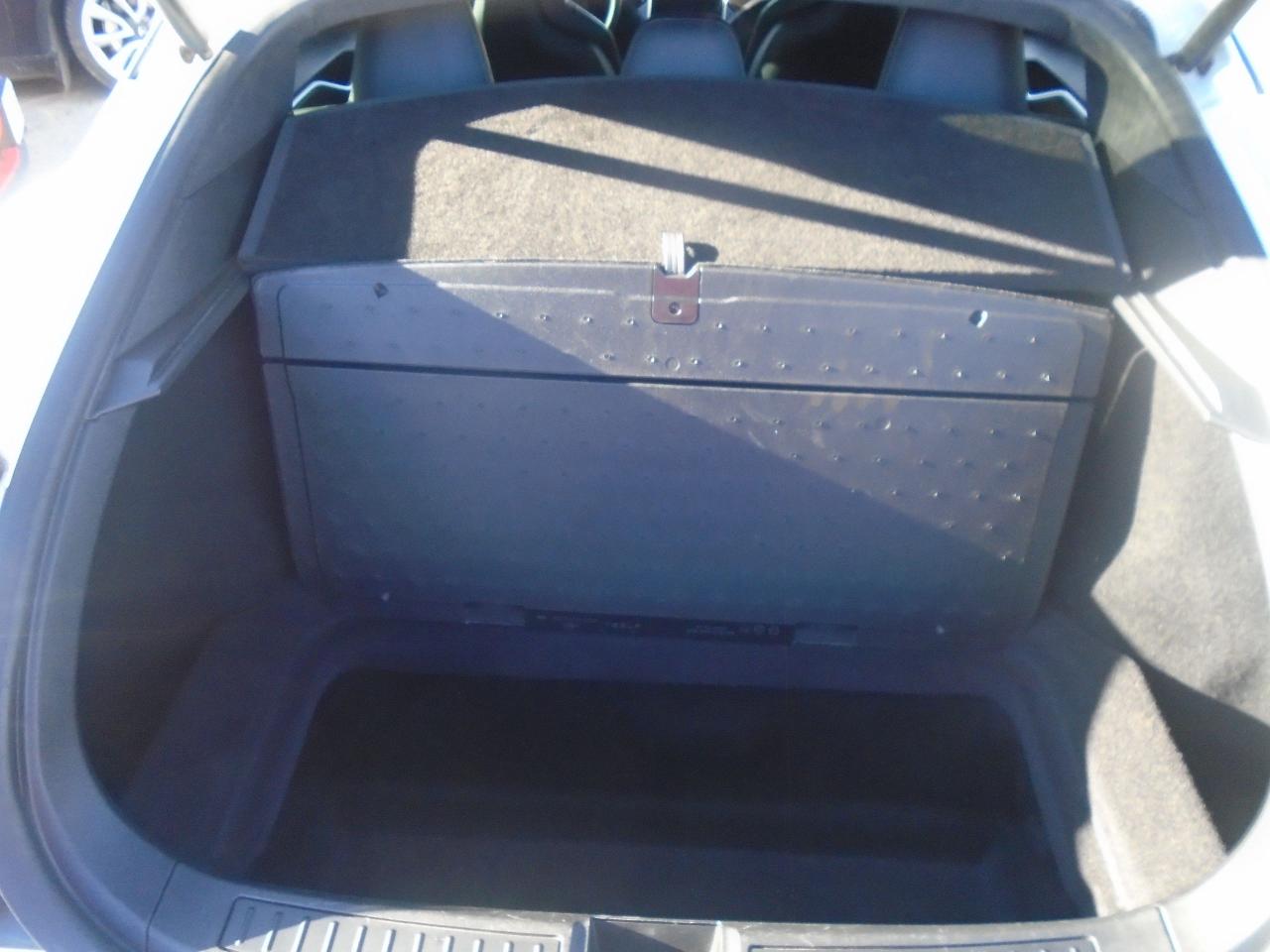 2014 Tesla Model S Model S 60 325KM FULL CHARGE RWD - Photo #31