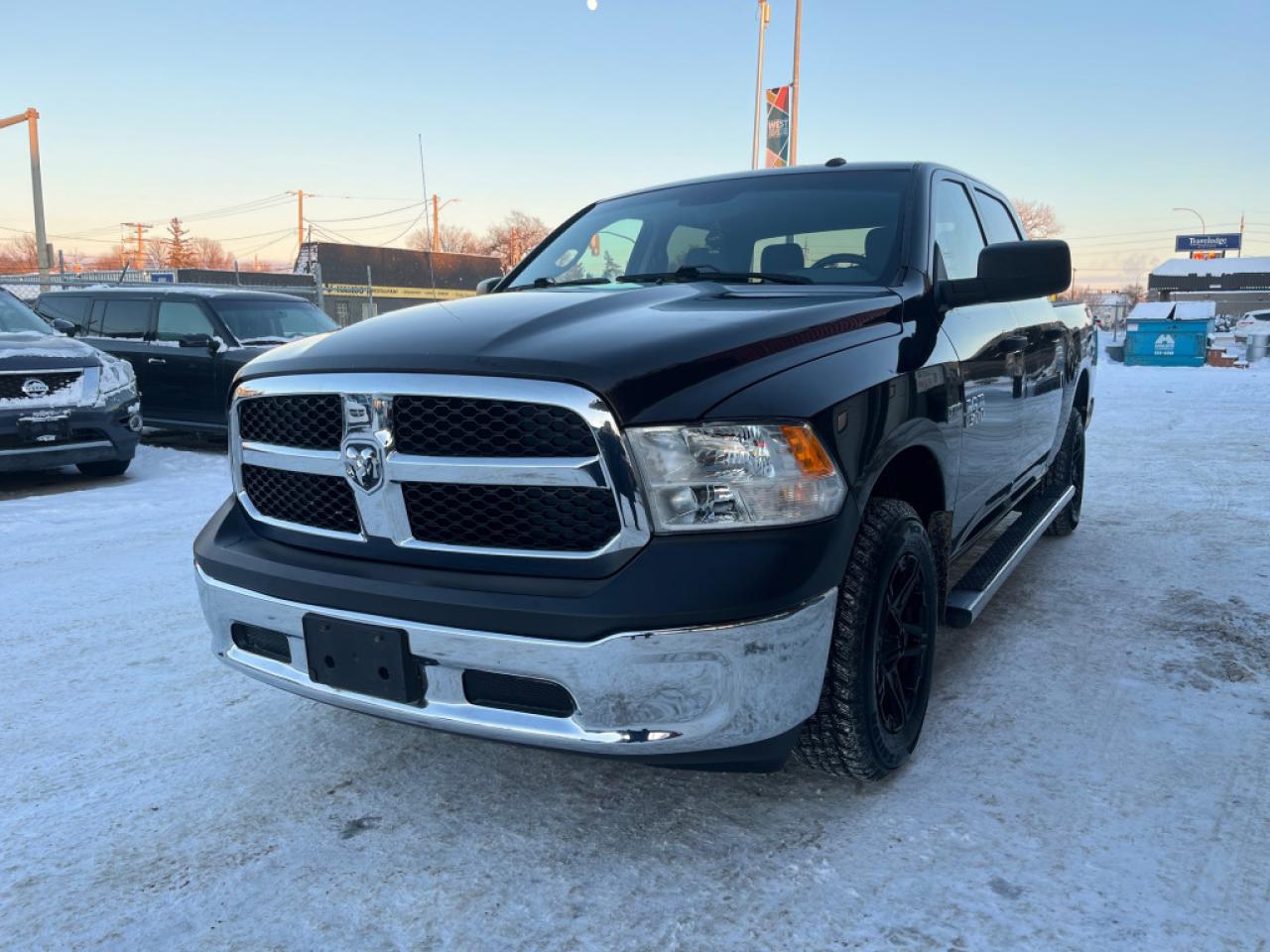 Used 2017 RAM 1500 4WD REG CAB 140.5