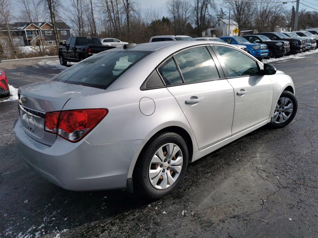 2016 Chevrolet Cruze Limited LS - Photo #5