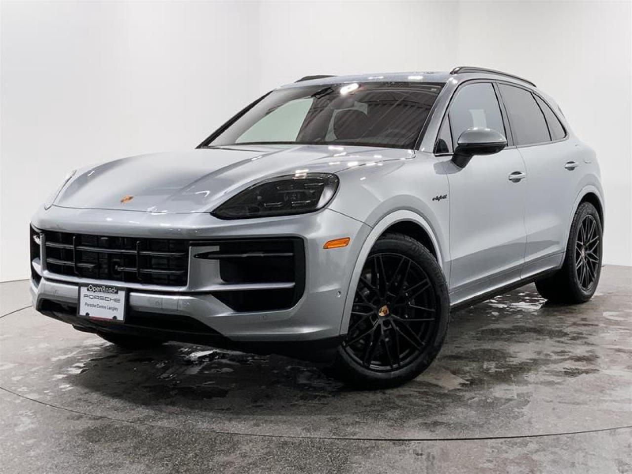 New 2025 Porsche Cayenne e-Hybrid AWD for sale in Langley City, BC