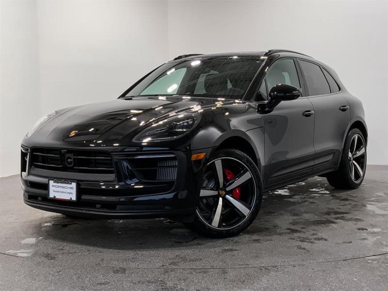 New 2025 Porsche Macan S AWD for sale in Langley City, BC