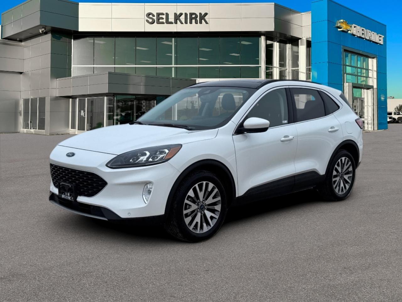 Used 2022 Ford Escape Titanium for sale in Selkirk, MB