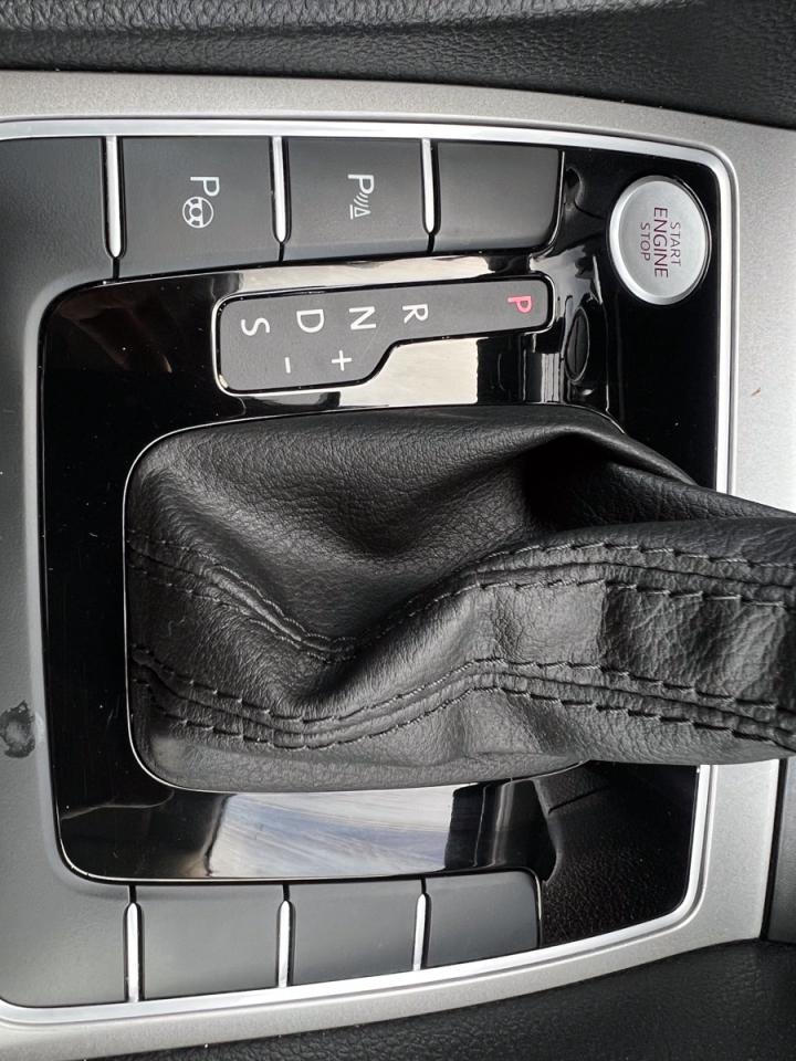 2020 Volkswagen Passat Execline - Photo #31
