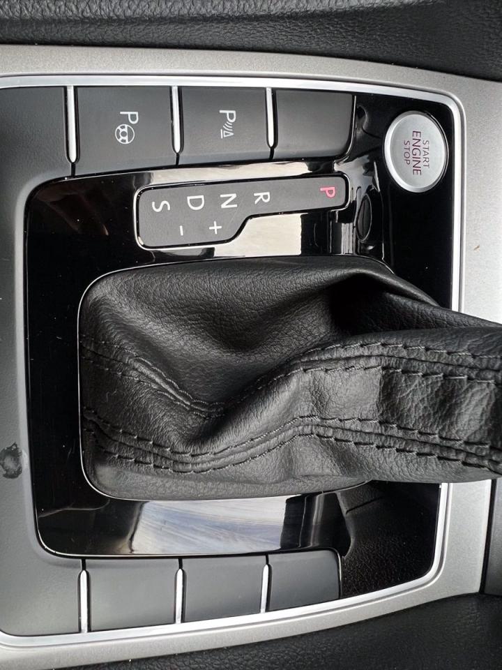 2020 Volkswagen Passat Execline - Photo #31