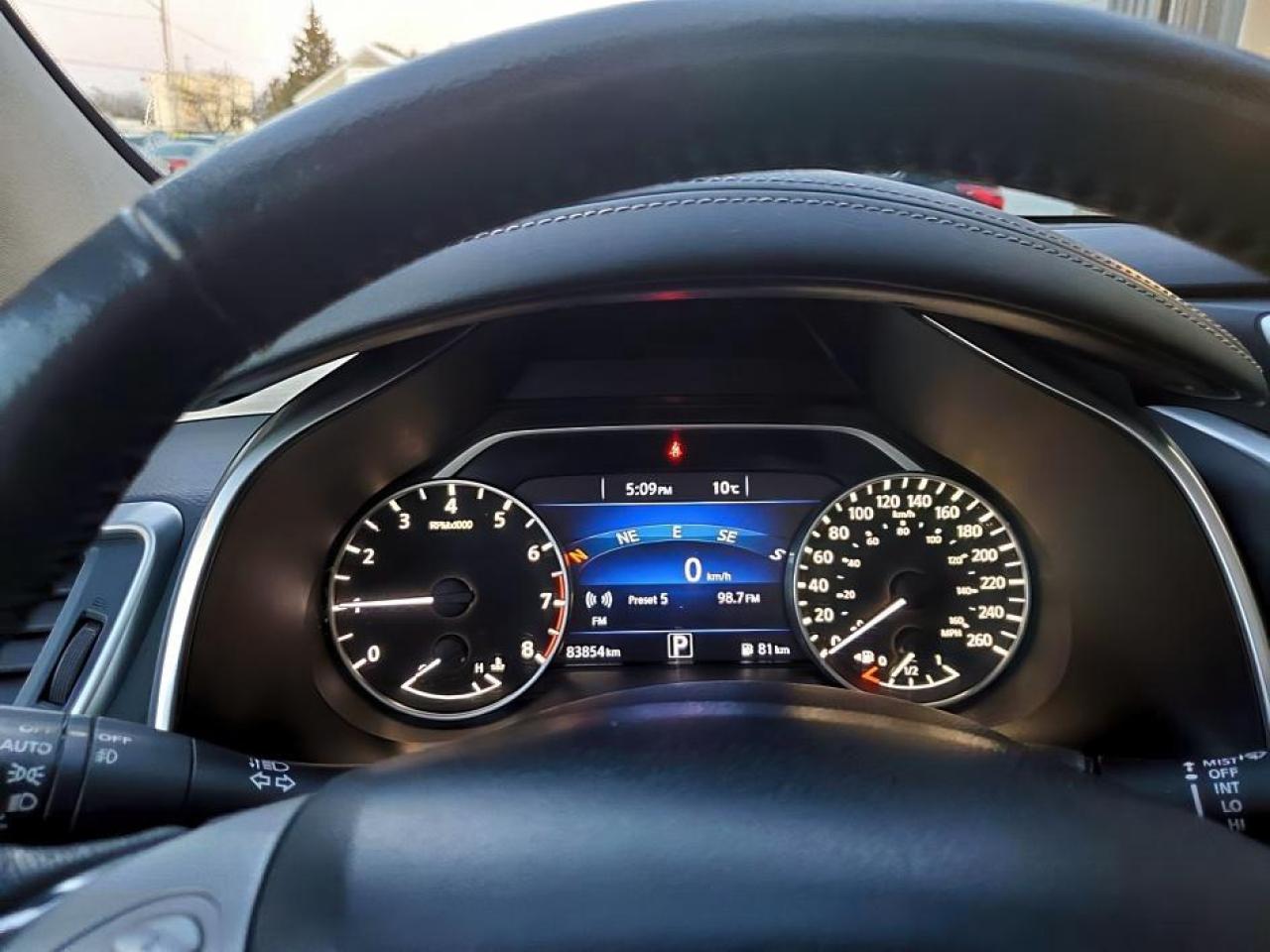 2017 Nissan Murano SV-AWD-NAVIGATION-SUNROOF-REMOTE START-HEATED SEAT Photo