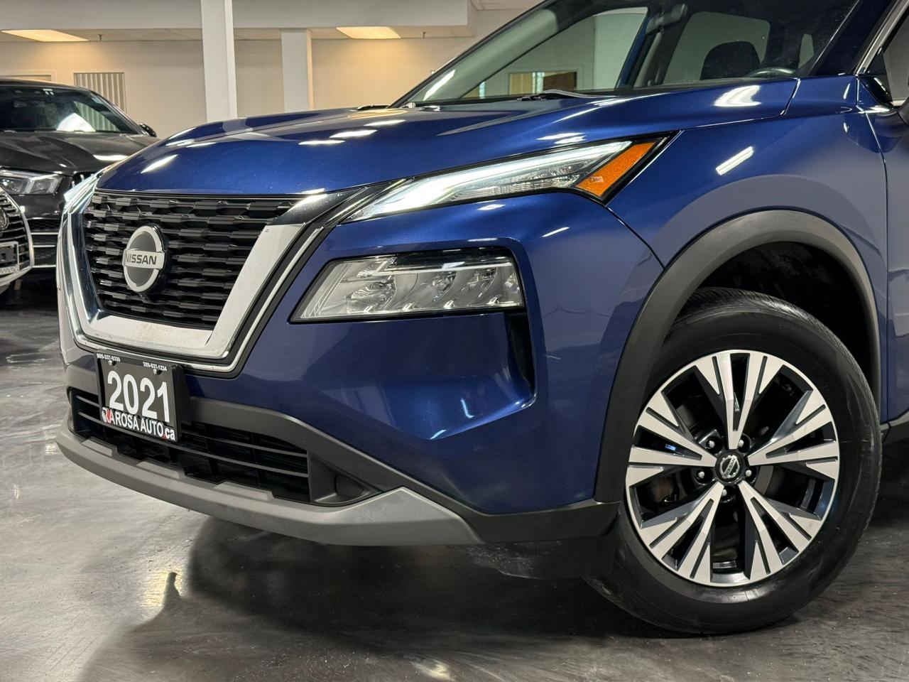 2021 Nissan Rogue AWD SV PANORAMIC ROOF NO ACCIDENT ARROUND CAMERAS Photo2