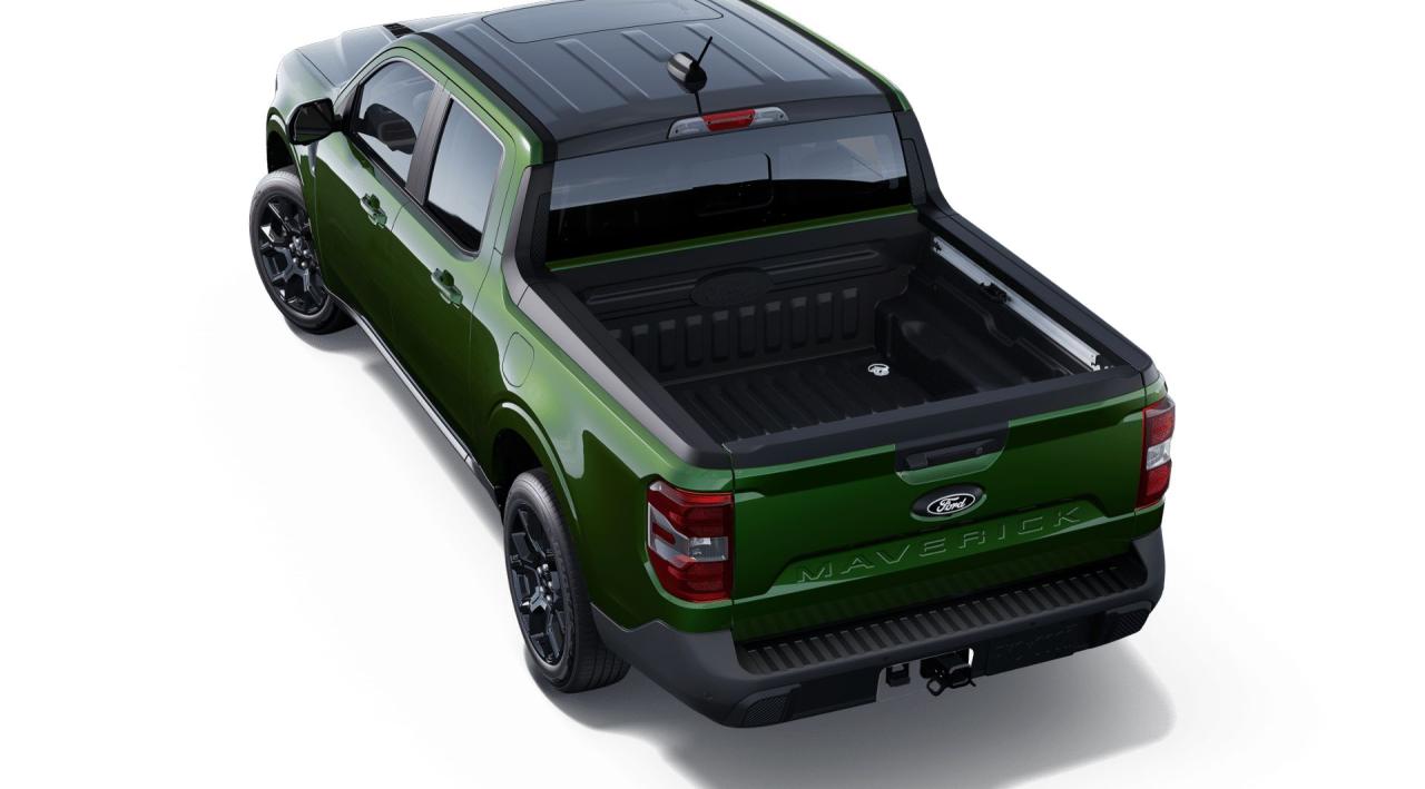 2025 Ford Maverick Lariat Photo1