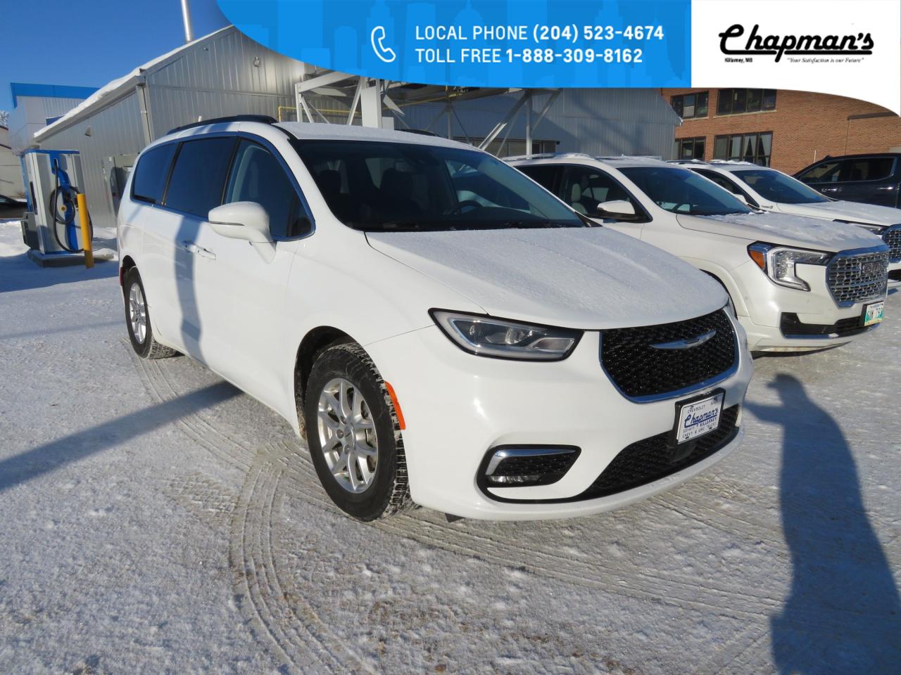 Used 2022 Chrysler Pacifica Touring L Power Liftgate, ParkView Back-Up Camera, Heated Seats for sale in Killarney, MB