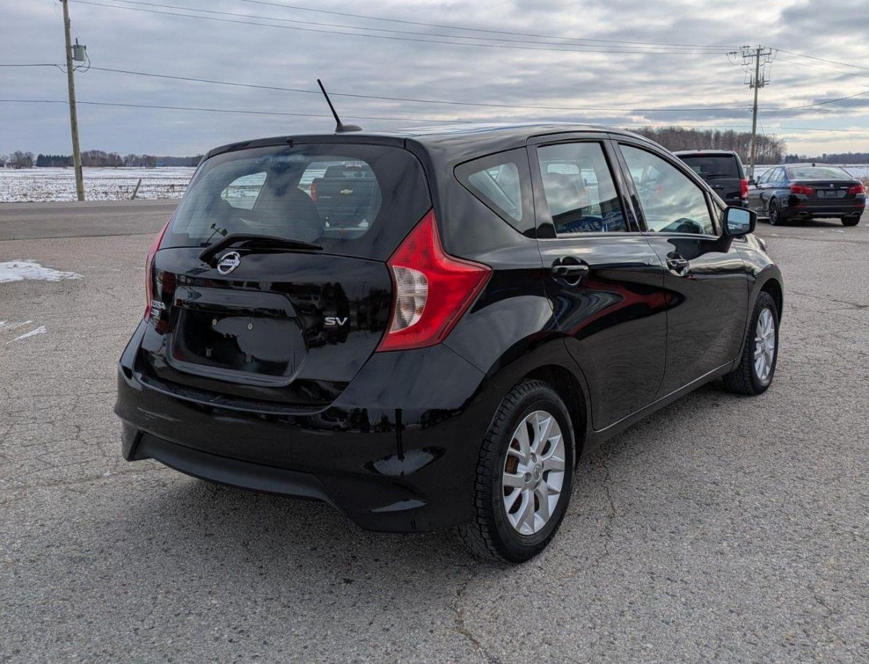 2017 Nissan Versa Note 5dr HB Auto 1.6 SV - Photo #5