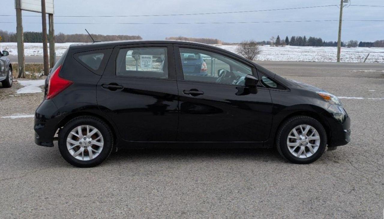 2017 Nissan Versa Note 5dr HB Auto 1.6 SV - Photo #6