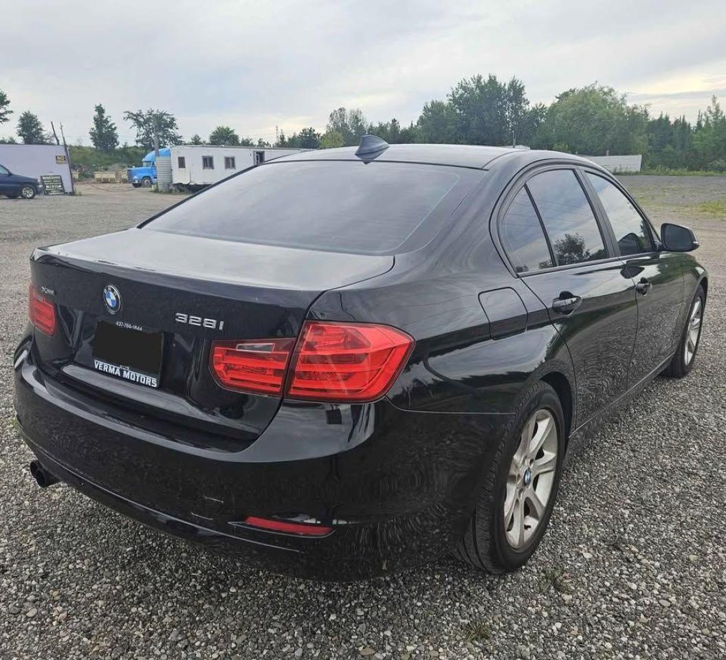 2013 BMW 3 Series  Photo2