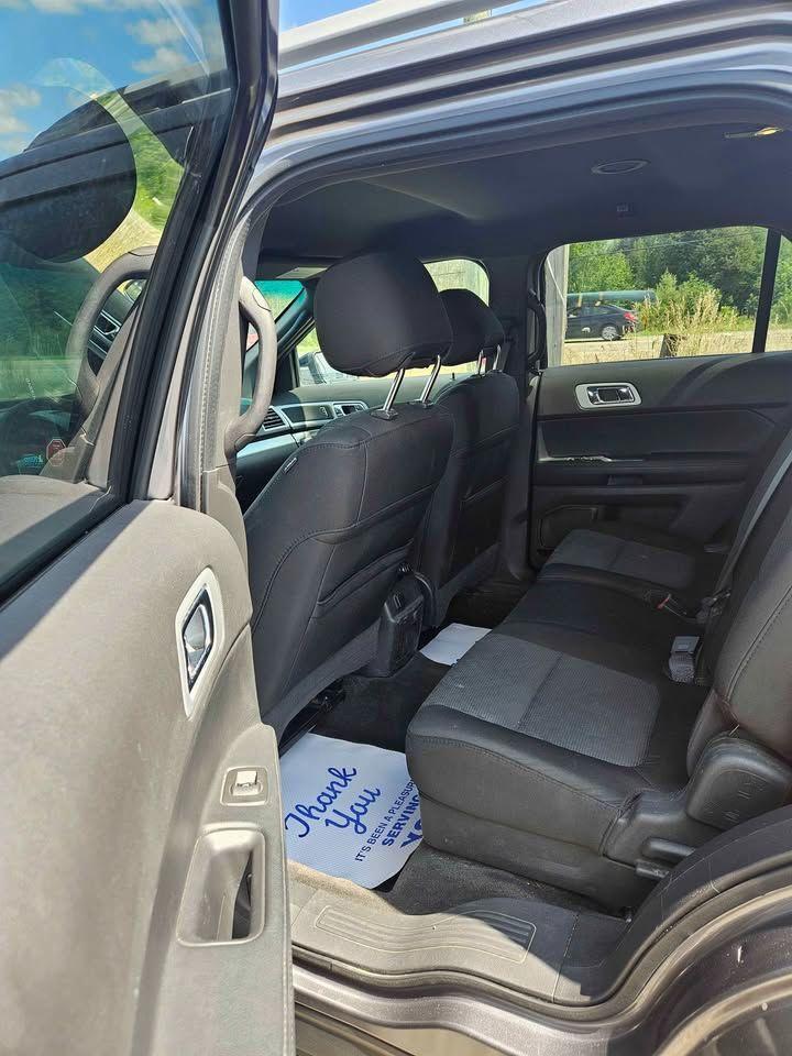 2012 Ford Explorer  Photo4
