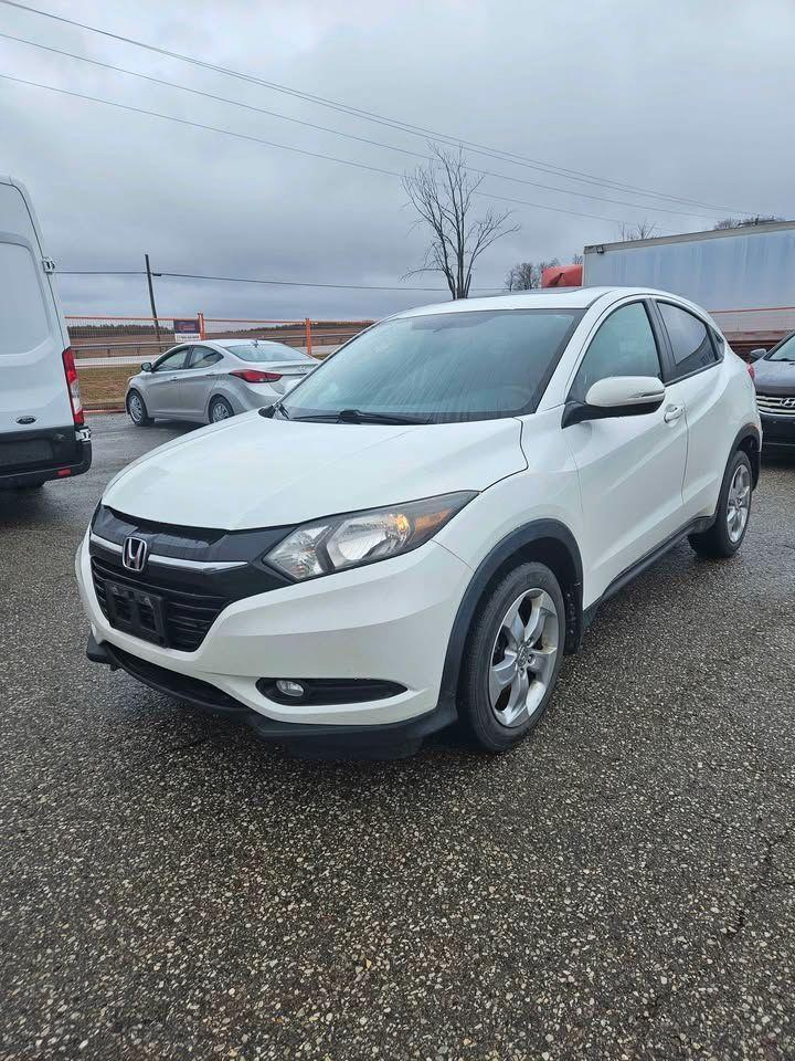 Used 2015 Honda HR-V awd for sale in Hillsburgh, ON