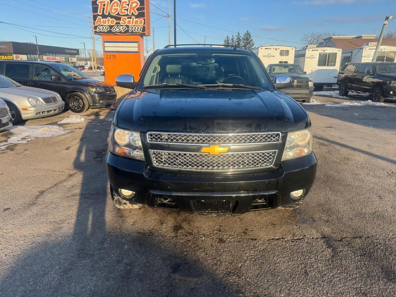 2007 Chevrolet Suburban LTZ, 4X4, 7 PASSENGER, V8, LEATHER, LOADED, AS IS - Photo #8