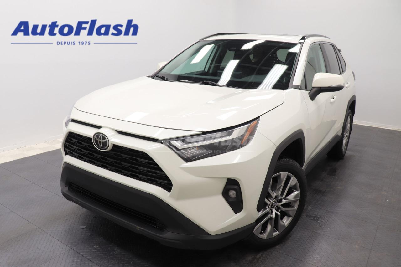 Used 2022 Toyota RAV4 XLE PREMIUM, CUIR, TOIT OUVRANT, MAGS 19'' for sale in Saint-Hubert, QC