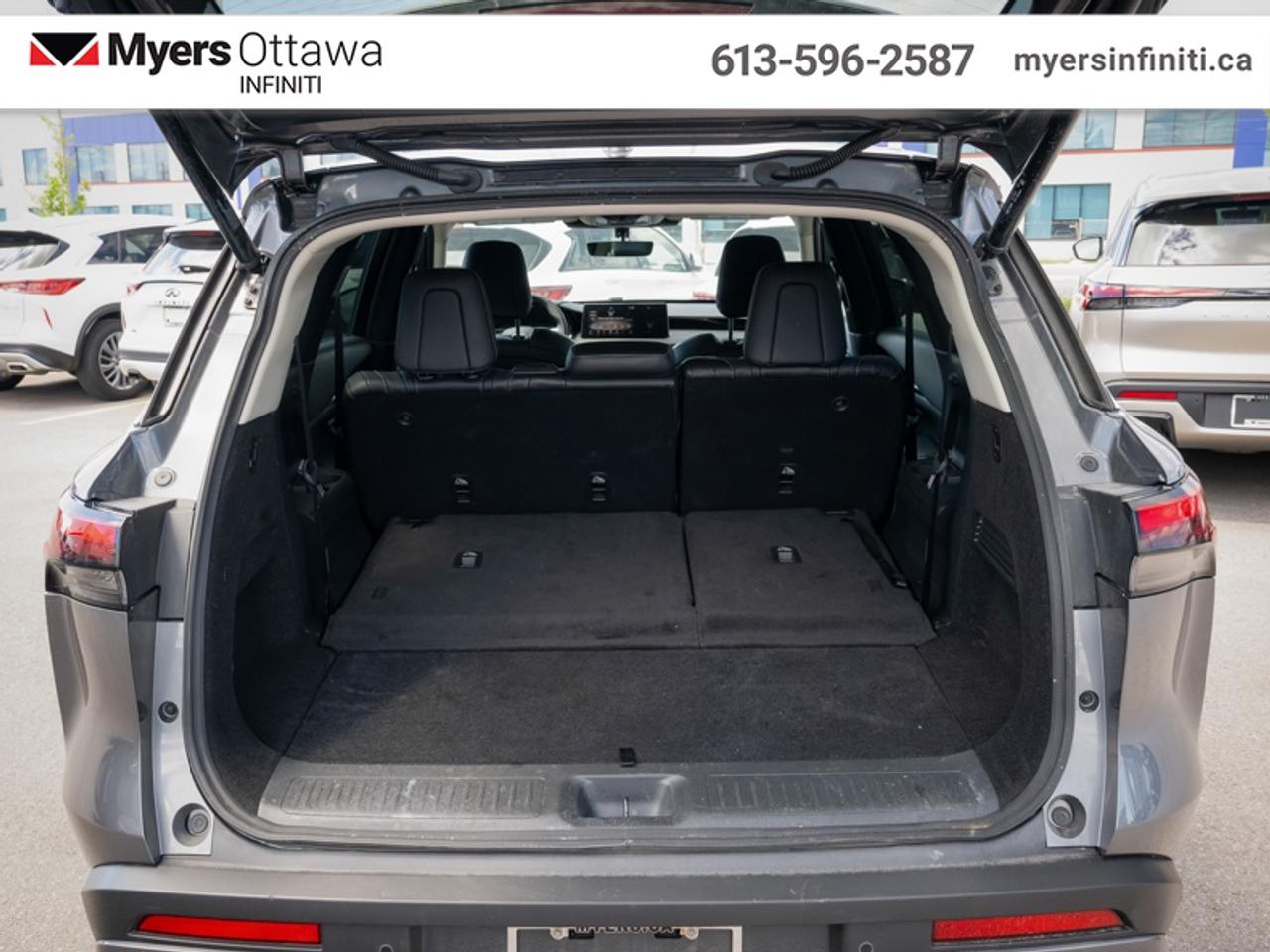 2025 Infiniti QX60 PURE  - Sunroof -  Leather Seats Photo