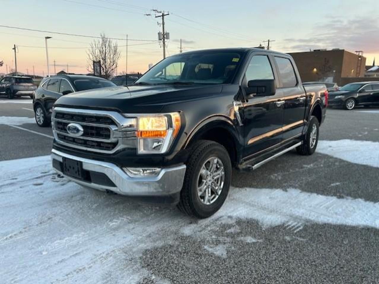 Used 2022 Ford F-150 XLT cabine SuperCrew 4RM caisse de 5,5 pi for sale in Watford, ON