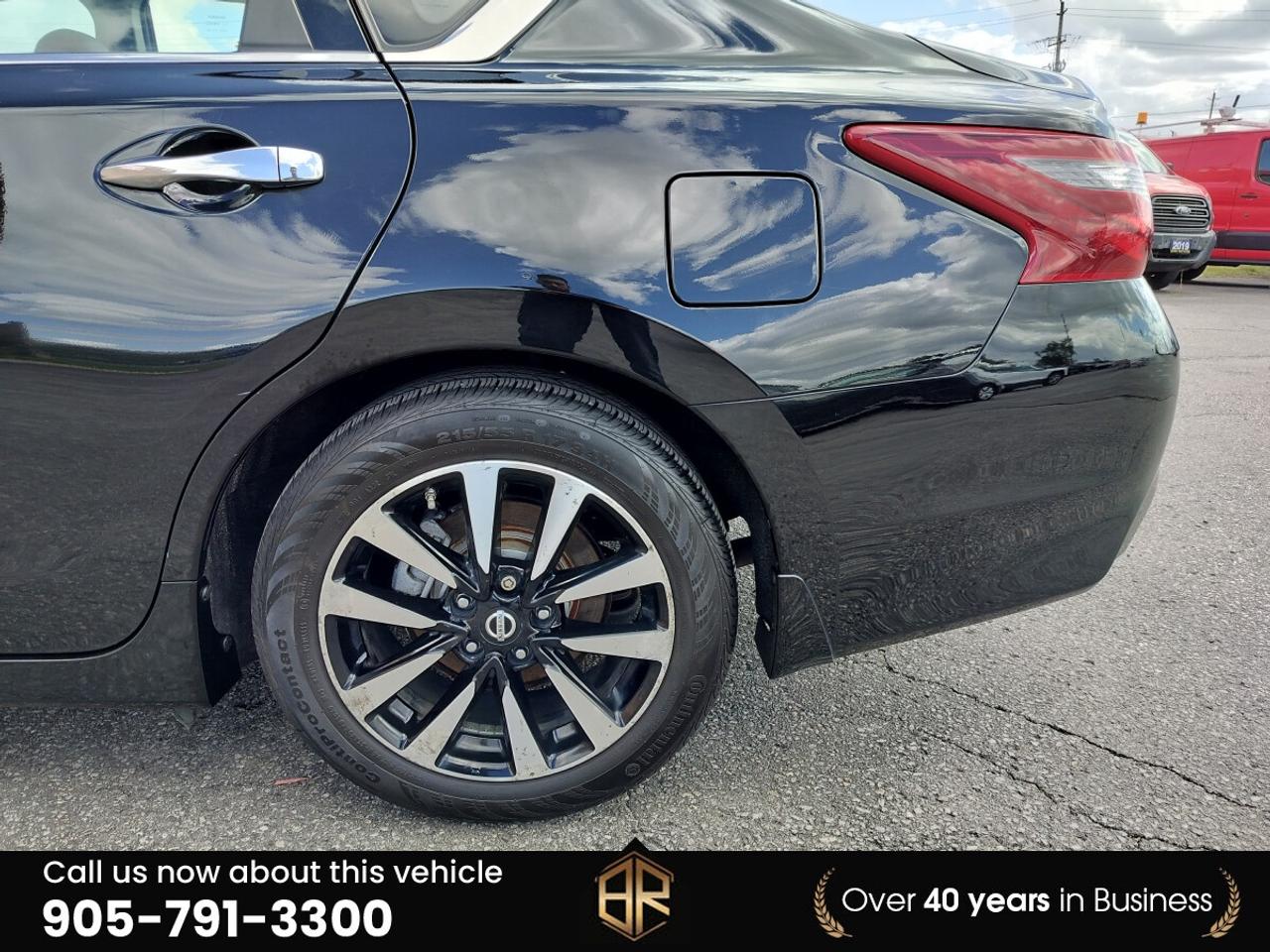 2018 Nissan Altima SL Photo