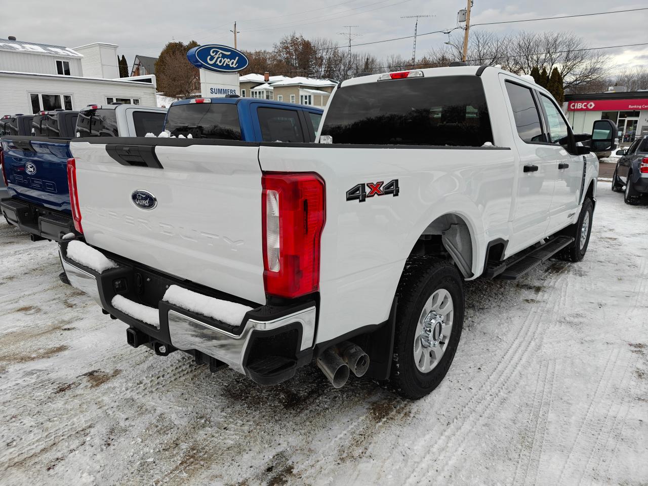 2024 Ford F-250 4X4 Crew Cab XLT Diesel Photo