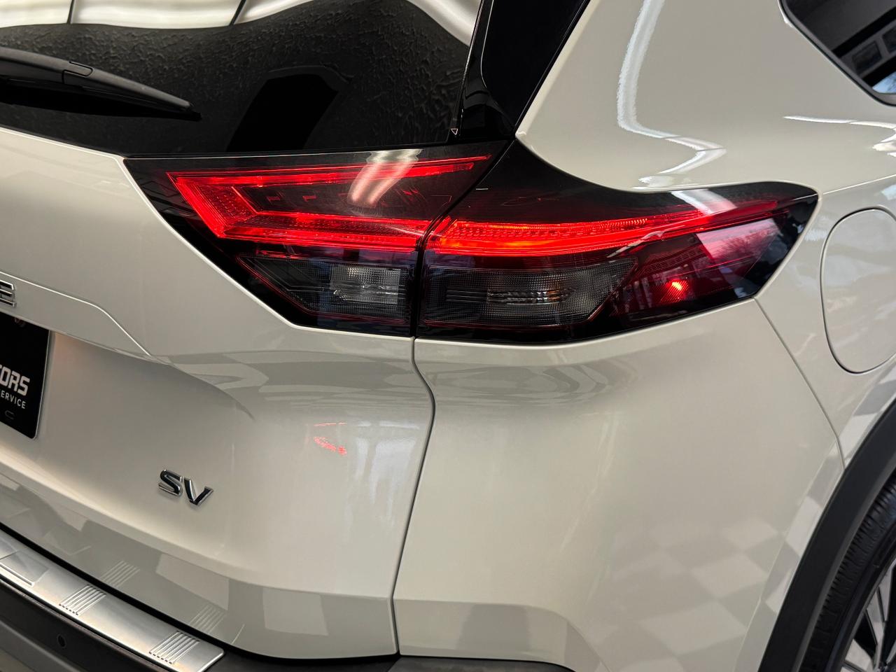 2021 Nissan Rogue SV Moonroof+BSM+Adaptive Cruise+CLEAN CARFAX - Photo #62