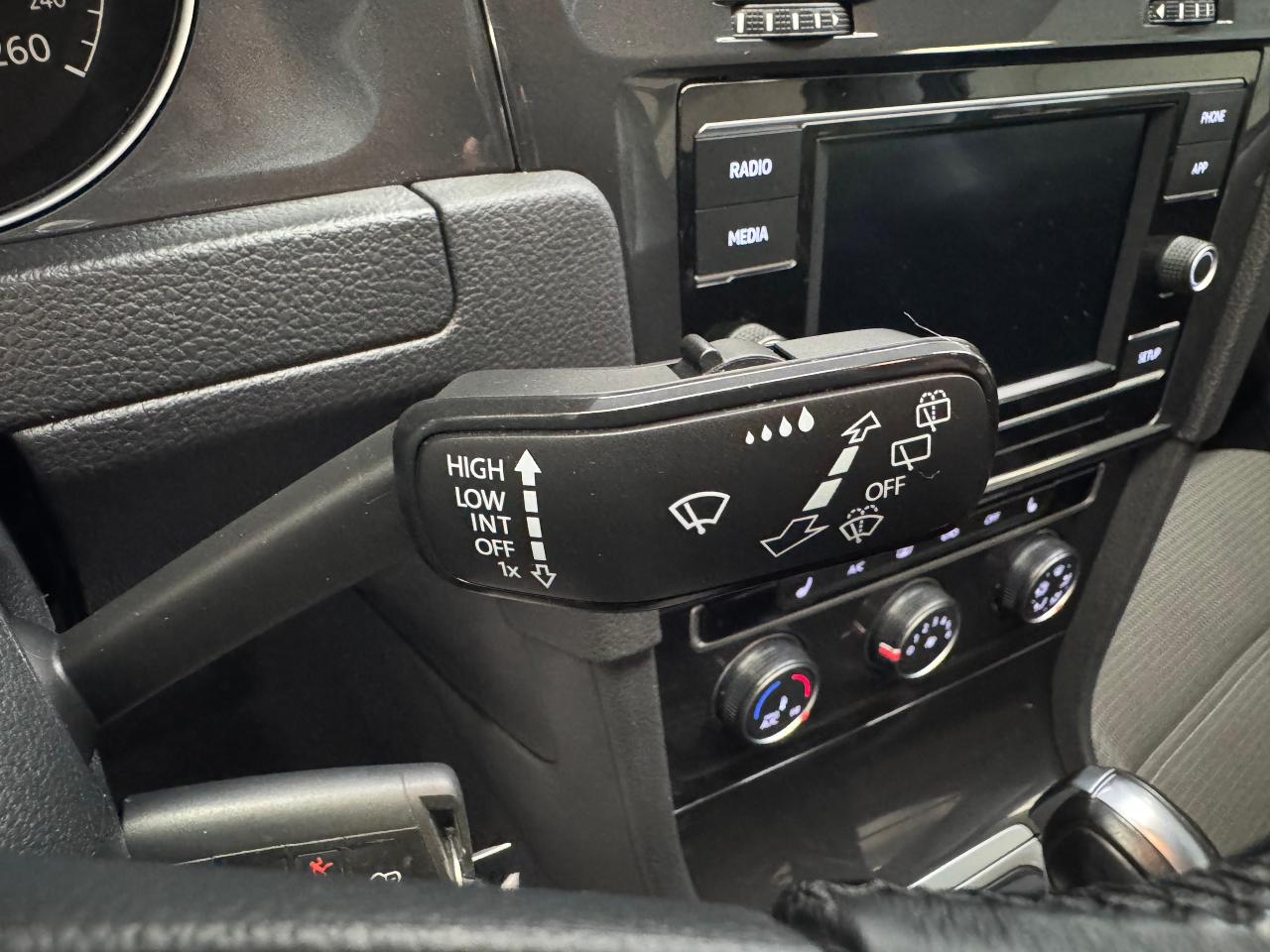 2019 Volkswagen Golf Comfortline+ApplePlay+Camera+Tinted+CLEAN CARFAX - Photo #34