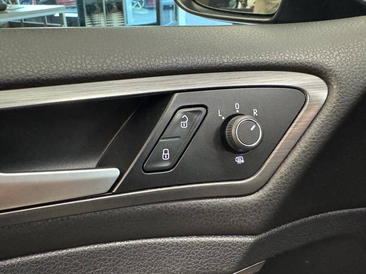 2019 Volkswagen Golf Comfortline+ApplePlay+Camera+Tinted+CLEAN CARFAX - Photo #37