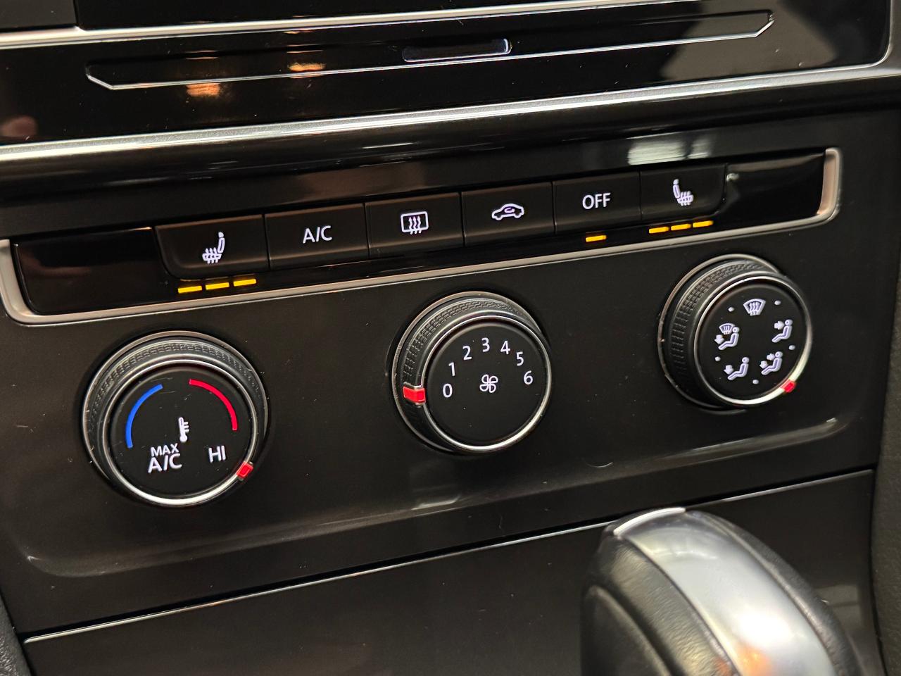 2019 Volkswagen Golf Comfortline+ApplePlay+Camera+Tinted+CLEAN CARFAX - Photo #24