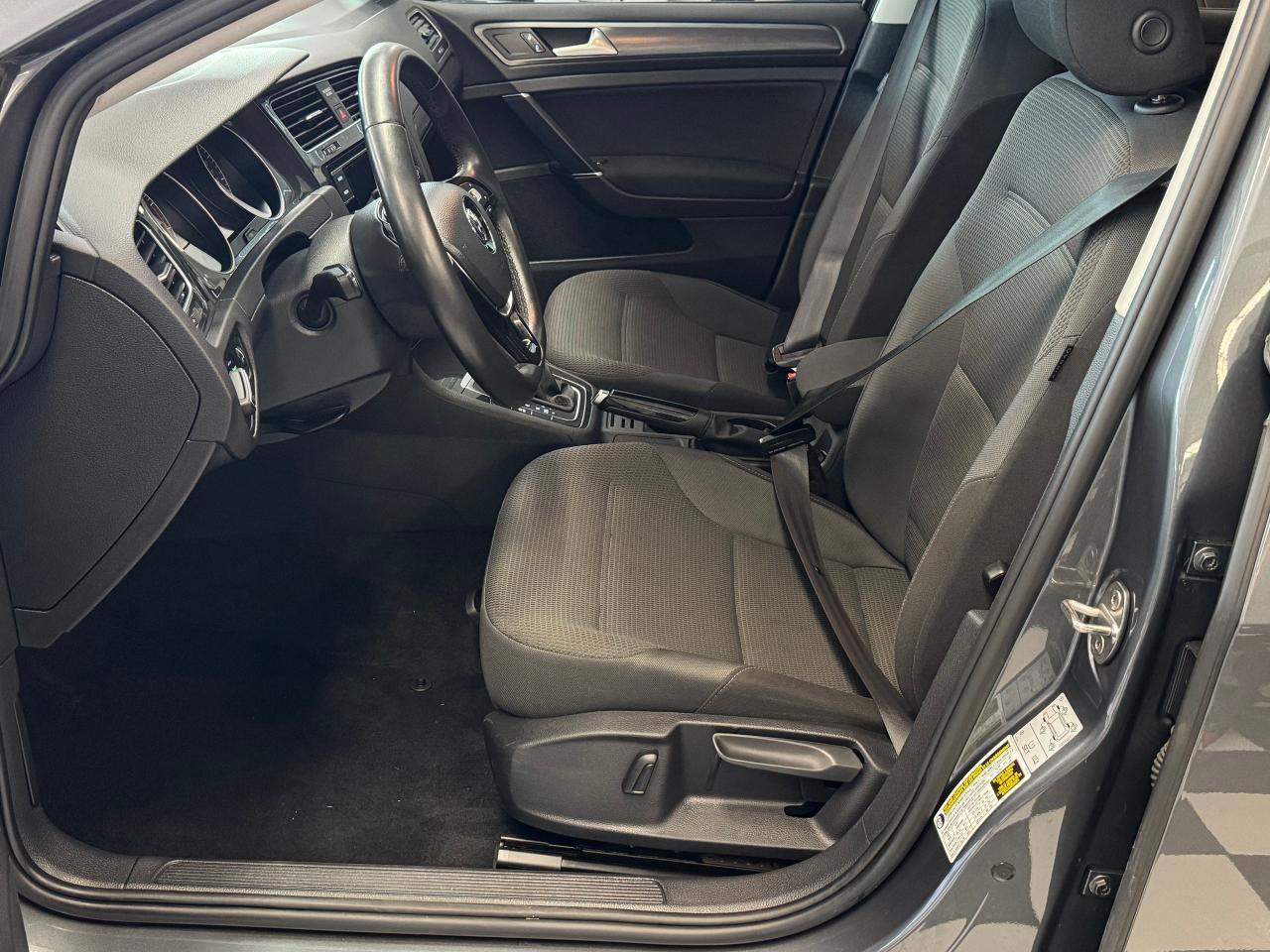 2019 Volkswagen Golf Comfortline+ApplePlay+Camera+Tinted+CLEAN CARFAX - Photo #16
