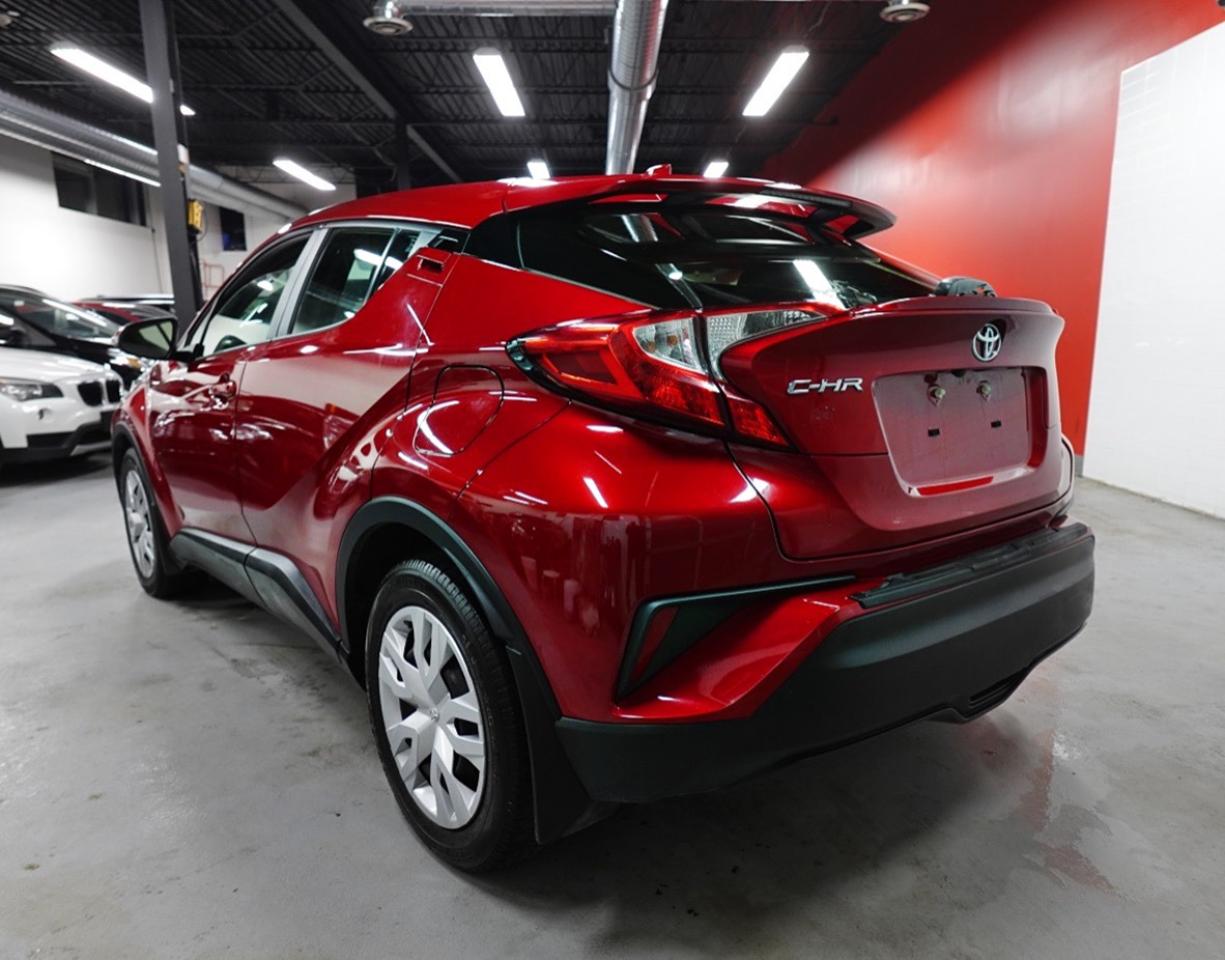 2020 Toyota C-HR WELL MAINTAIN,NO ACCIDENT,LANE ASSIST,BACK CAM - Photo #4