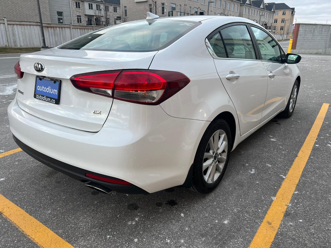 2017 Kia Forte 4dr Sdn Auto EX CERTIFIED - Photo #5