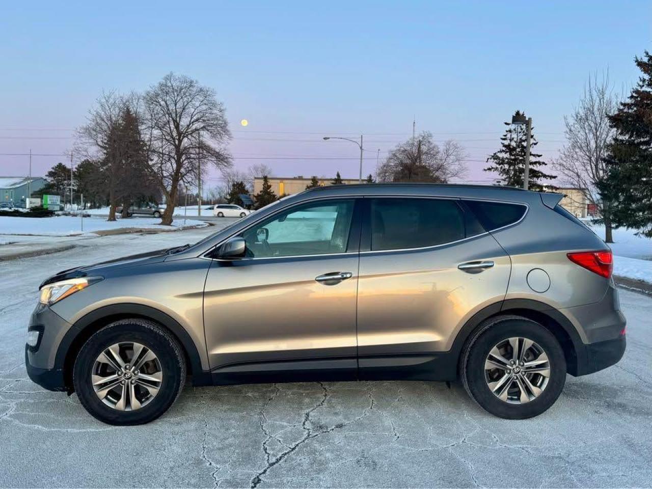 2015 Hyundai Santa Fe Sport 2.0L -AWD Photo3