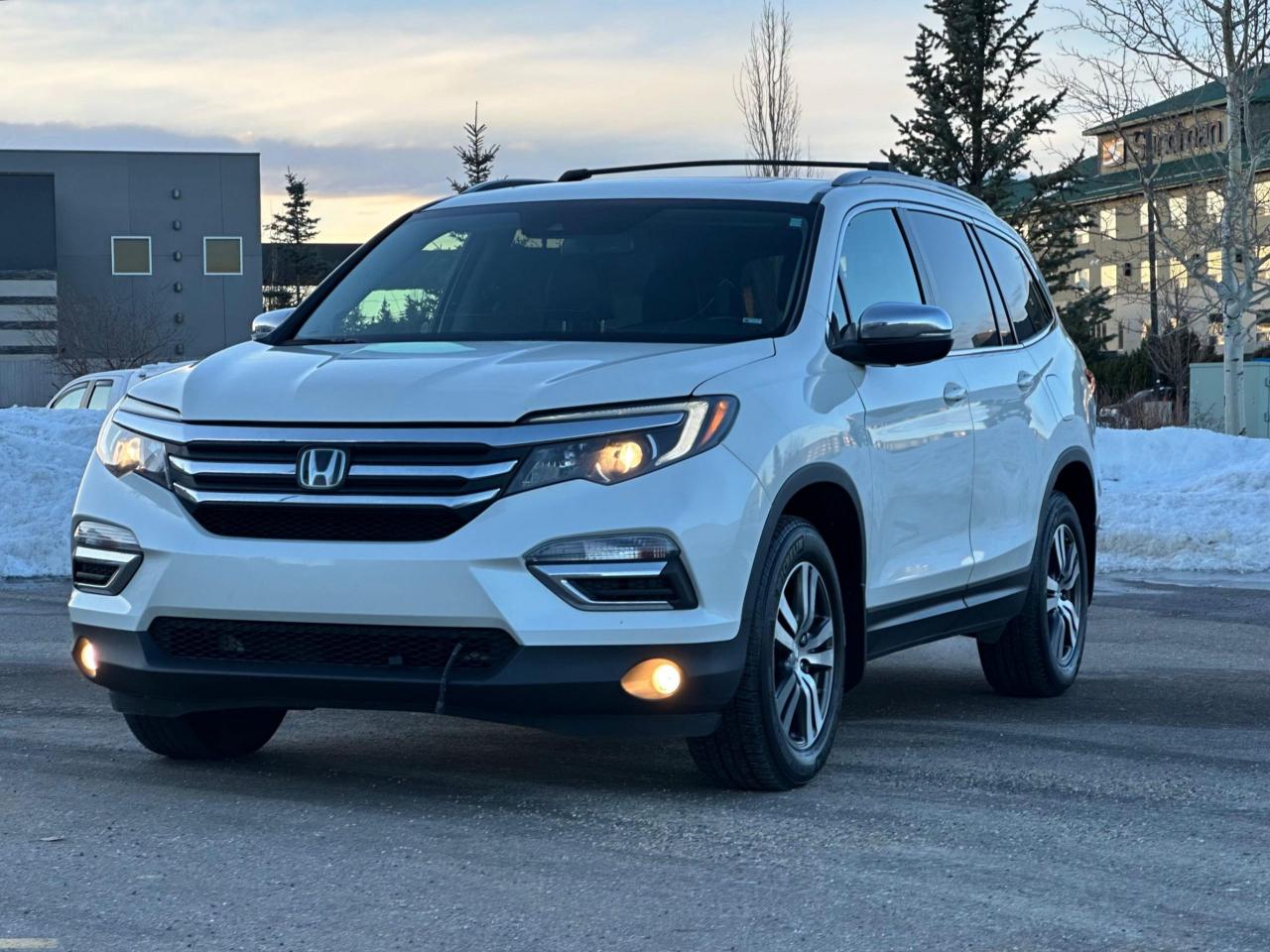 Used 2017 Honda Pilot EXL 4WD | 7 PASSENGER | FULLY LOADED | YEAR END BLOWOUT! for sale in Calgary, AB