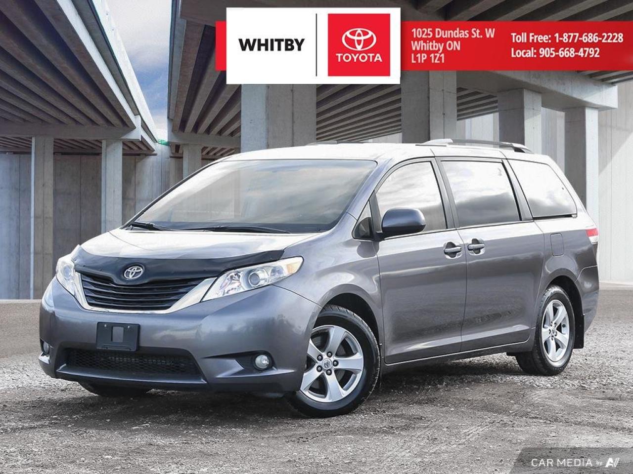 Used 2013 Toyota Sienna LE for sale in Whitby, ON