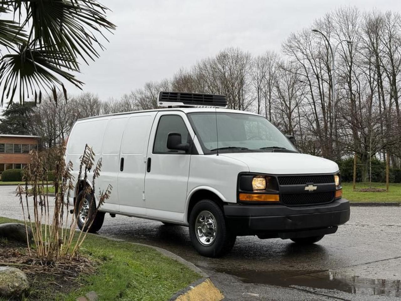 Used 2009 Chevrolet Express 2500 Cargo Van Reefer for sale in Burnaby, BC