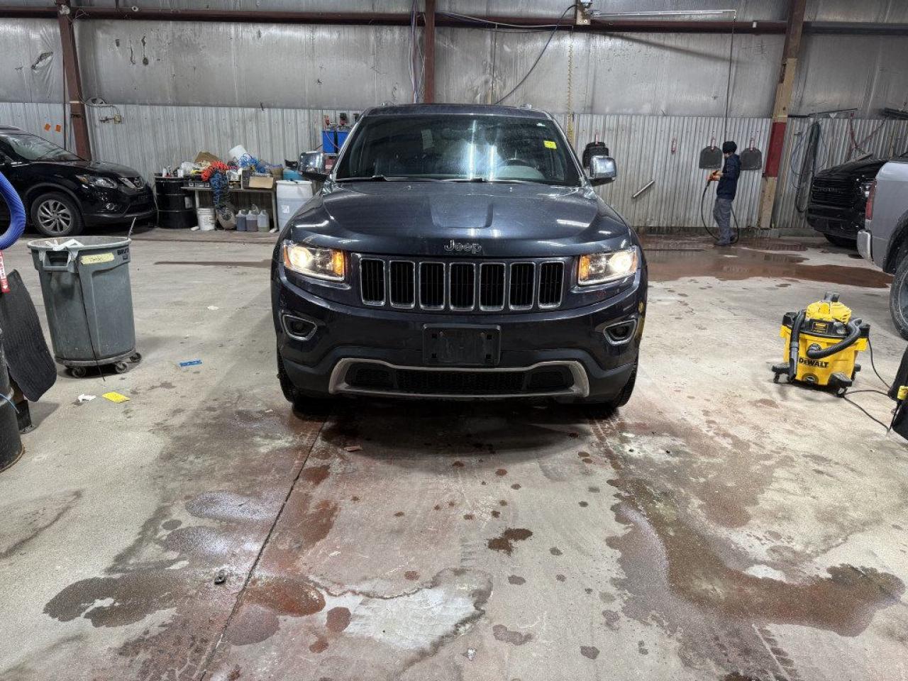 Used 2015 Jeep Grand Cherokee Limited |LOCAL|CLEAN TITLE|HTD SEATS|BCK UP CAM| for sale in Winnipeg, MB