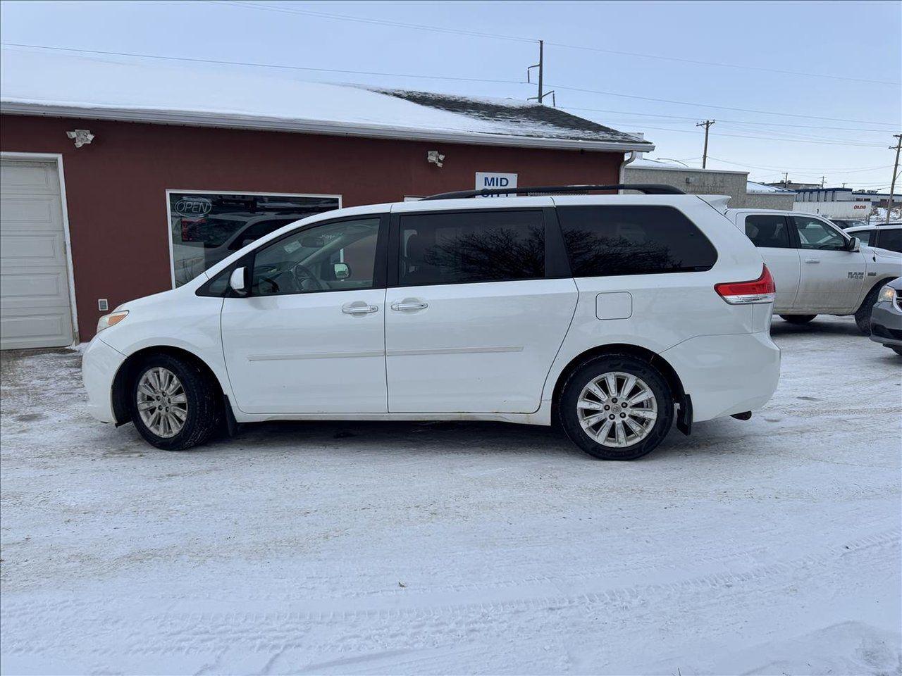 Used 2011 Toyota Sienna Limited AWD for sale in Saskatoon, SK