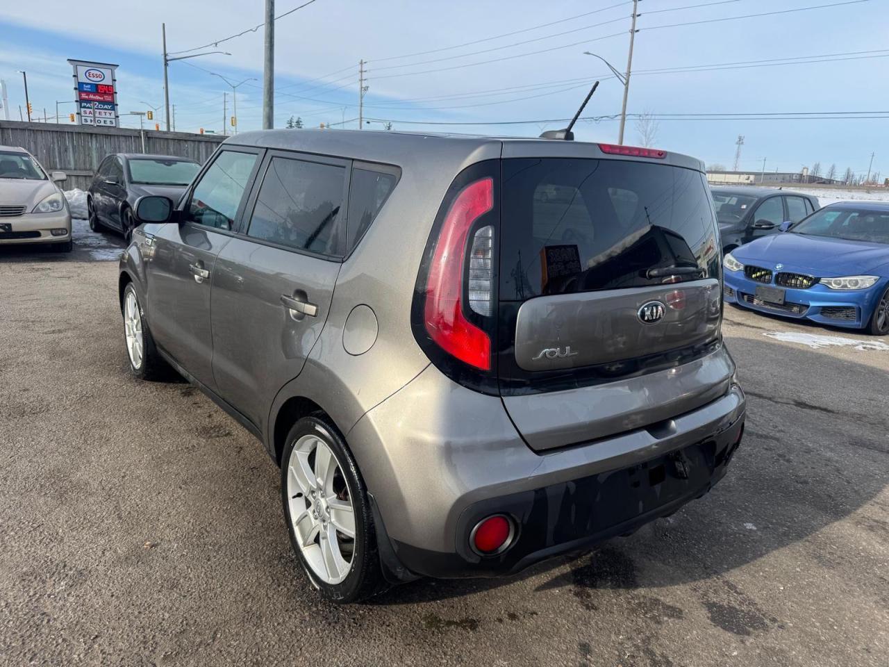 2018 Kia Soul LX, ONLY 166KMS, 2 SETS OF WHEELS, CERTIFIED - Photo #3