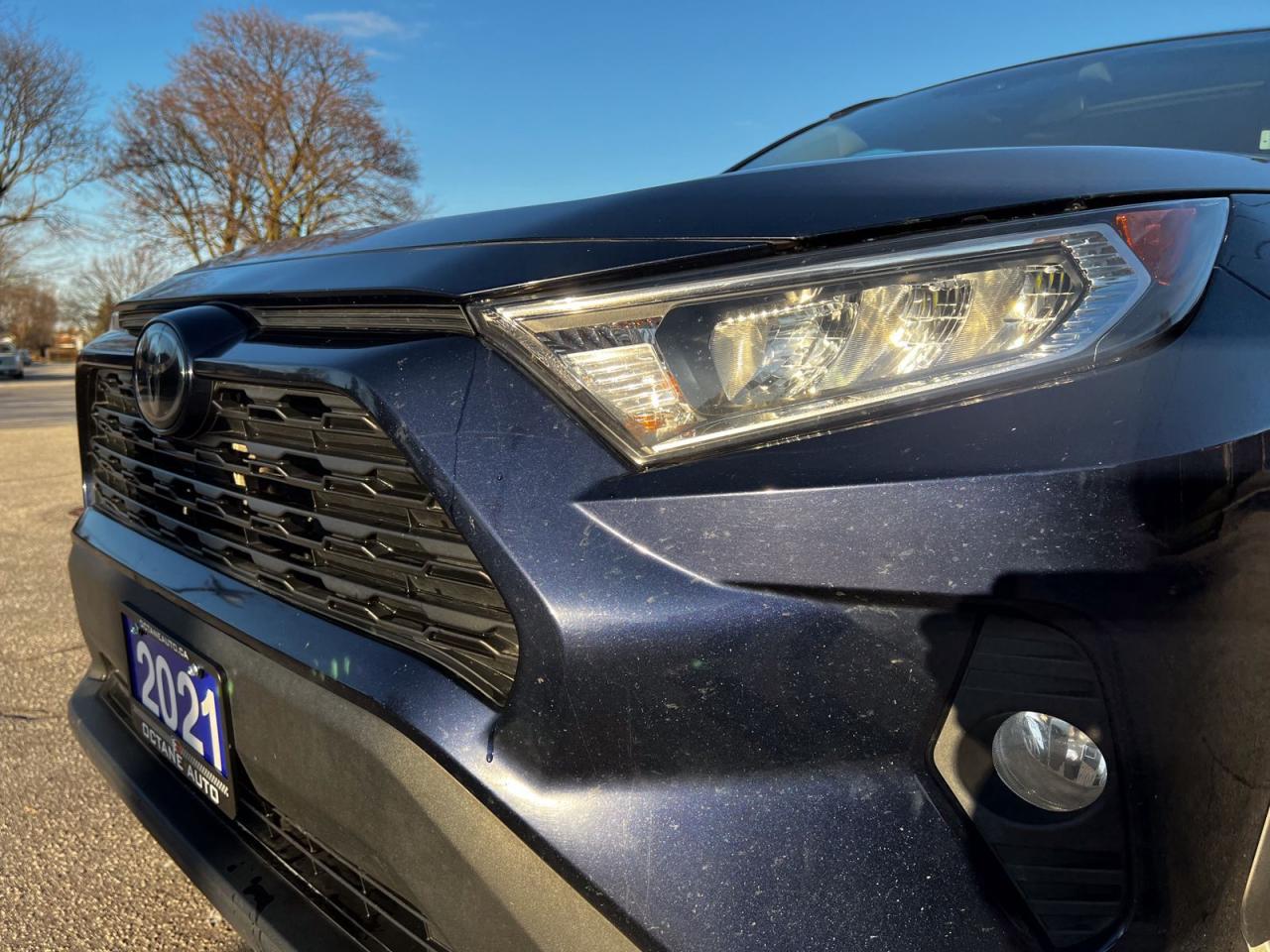 2021 Toyota RAV4 XLE AWD - Photo #5